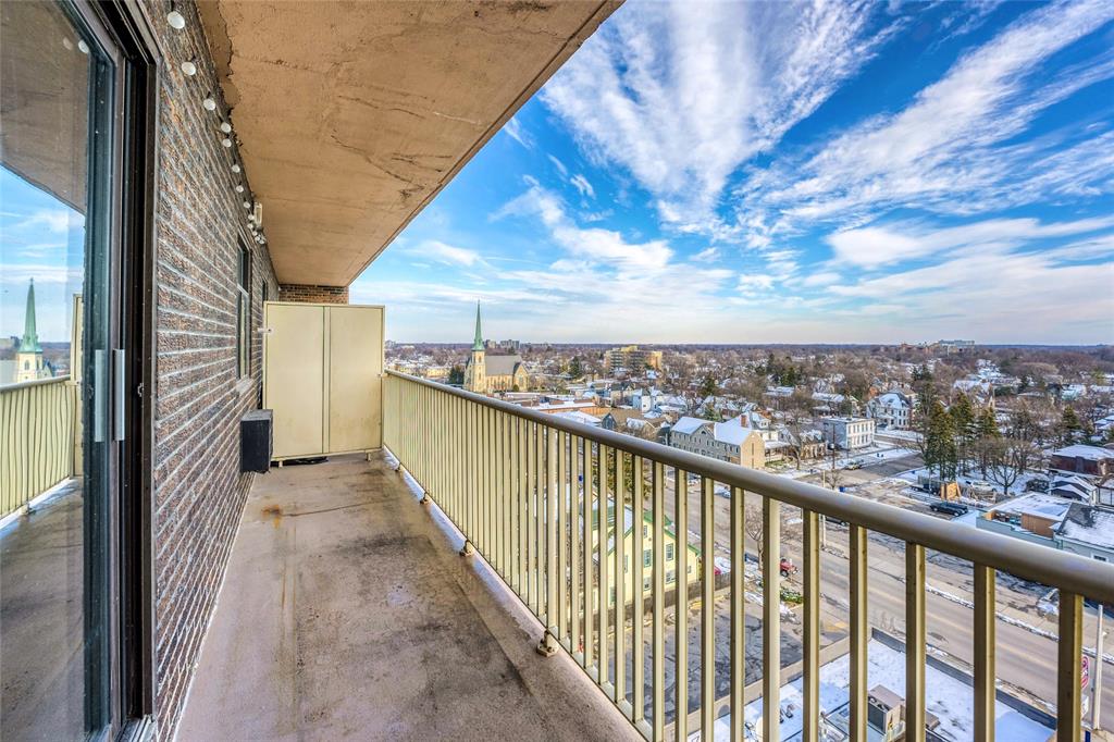 10 DERBY Lane Unit# 1007, Sarnia, Ontario, Canada