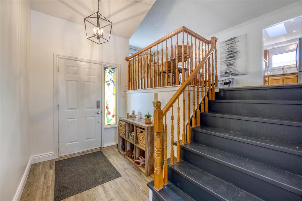 2641 KAYMAR Crescent, Sarnia, Ontario, Canada