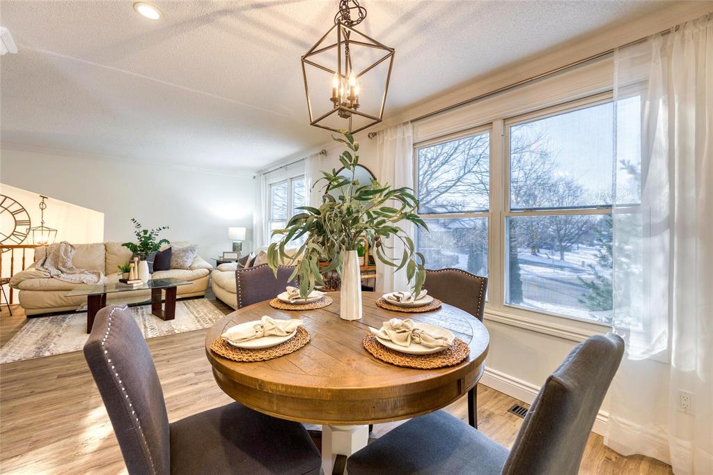 2641 KAYMAR Crescent, Sarnia, Ontario, Canada