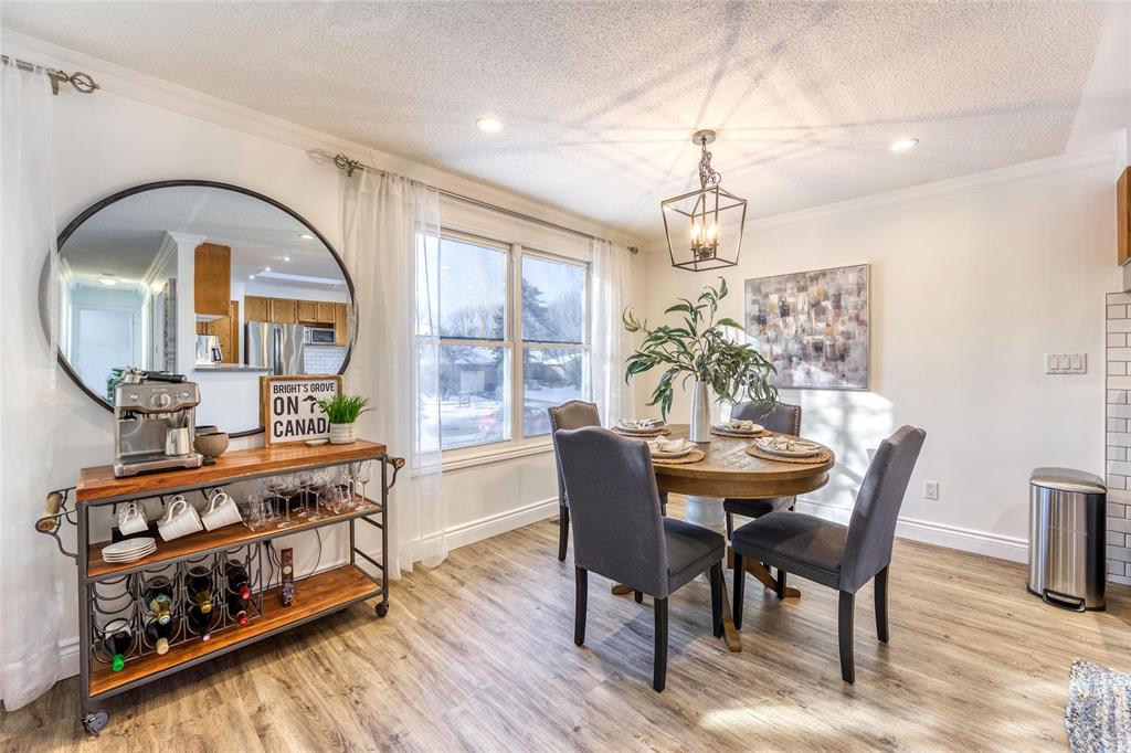 2641 KAYMAR Crescent, Sarnia, Ontario, Canada