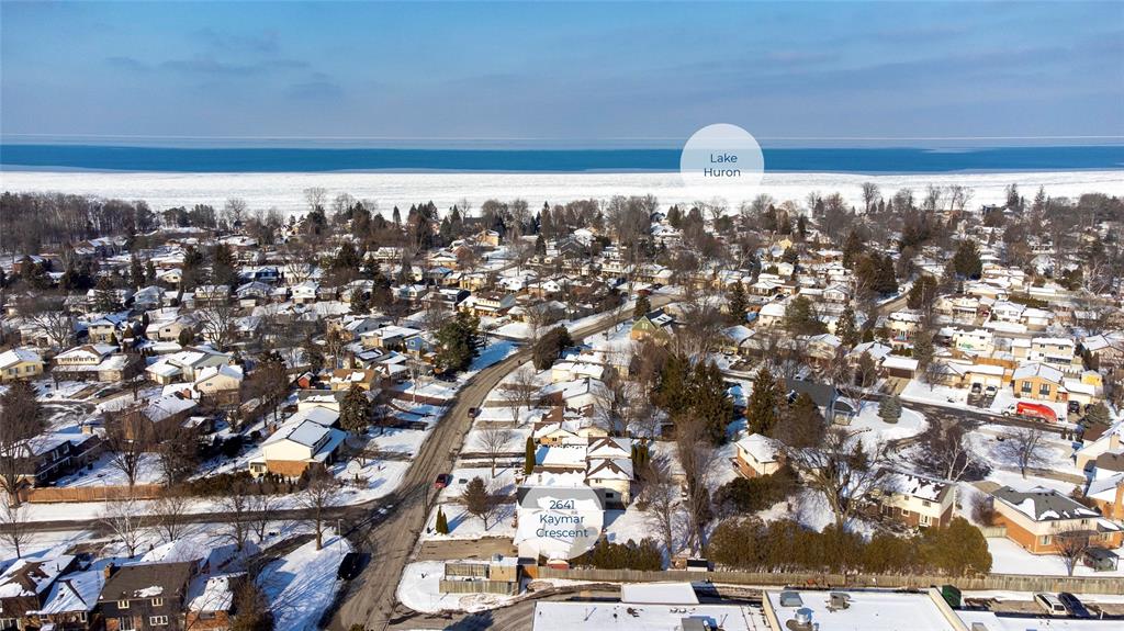 2641 KAYMAR Crescent, Sarnia, Ontario, Canada