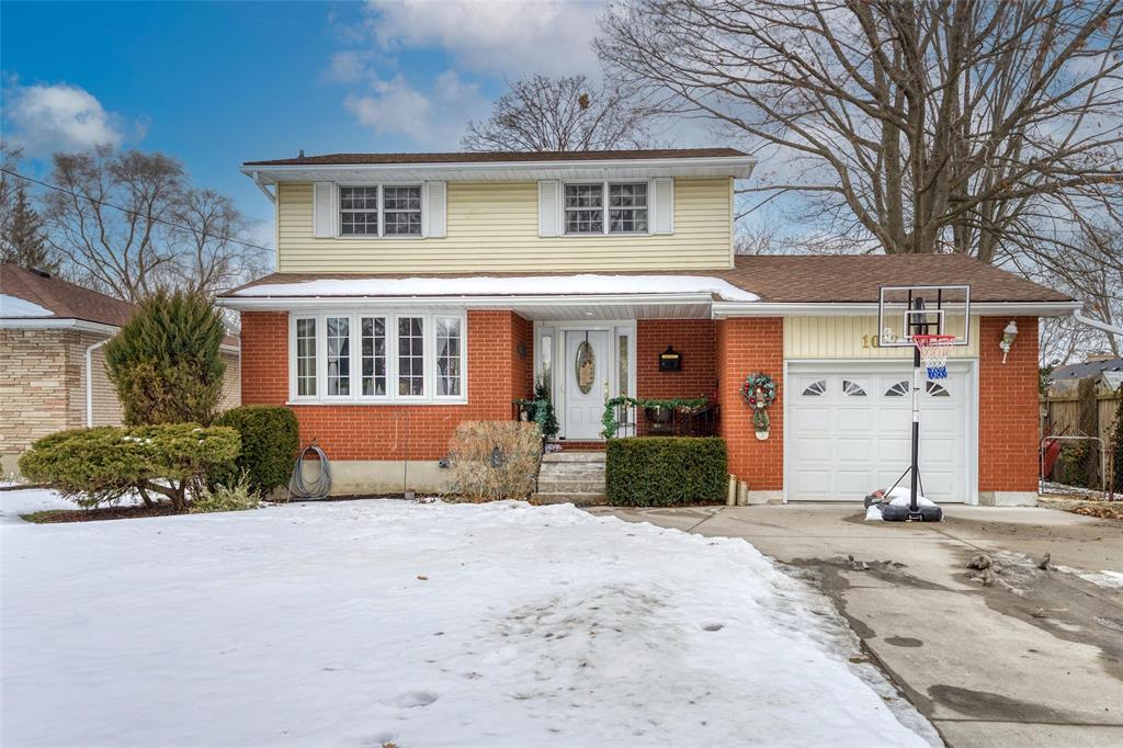 1032 LILAC Avenue, Sarnia, Ontario, Canada