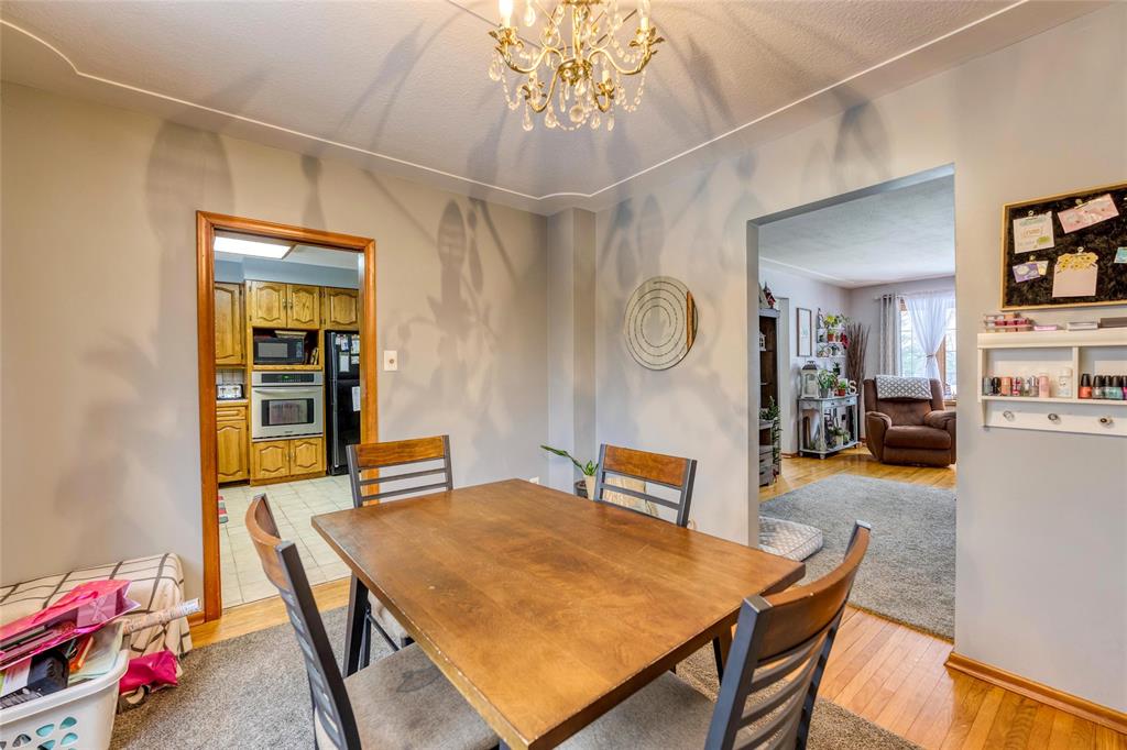 1032 LILAC Avenue, Sarnia, Ontario, Canada