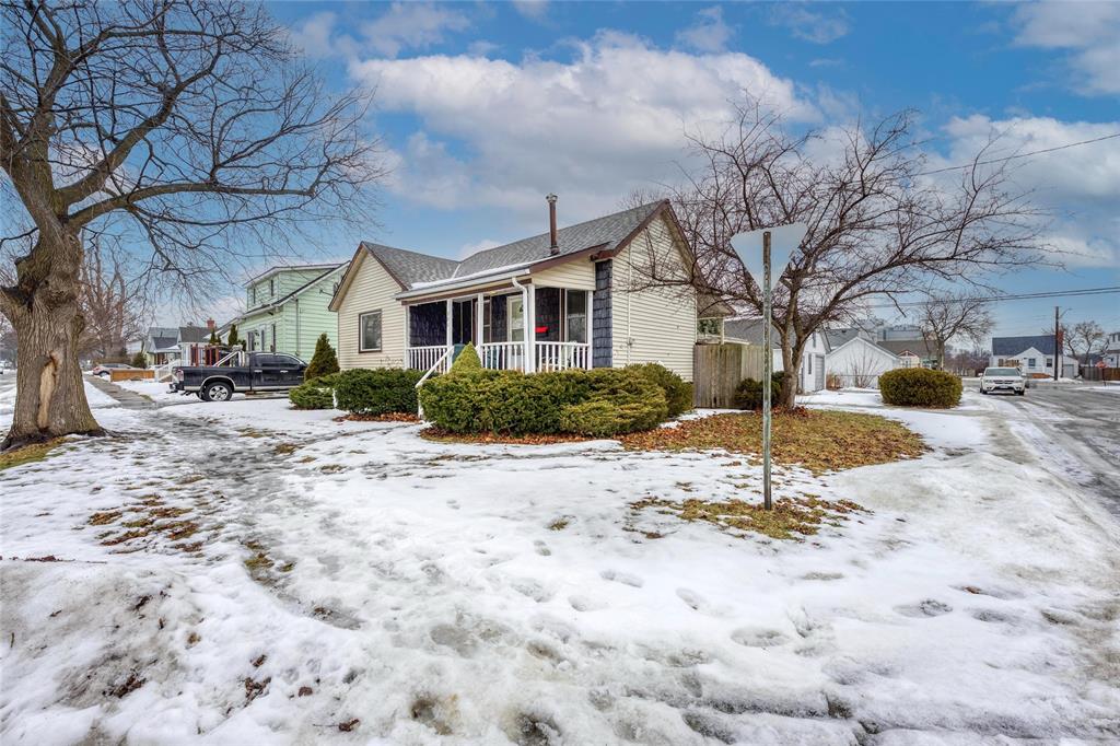 336 BRIGHT Street, Sarnia, Ontario, Canada