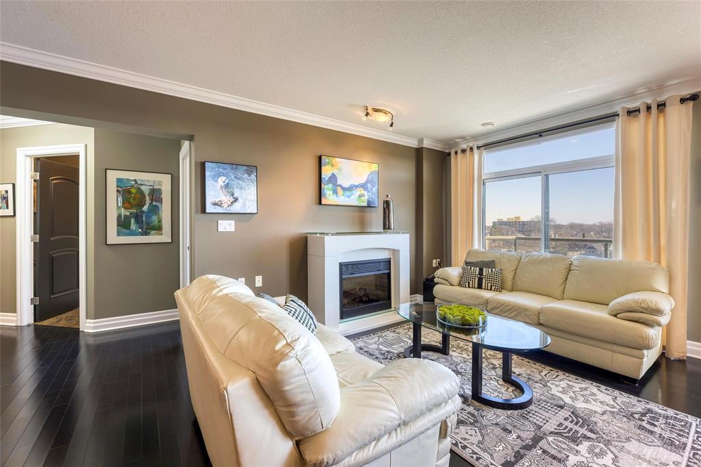 350 FRONT Street North Unit# 702, Sarnia, Ontario, Canada