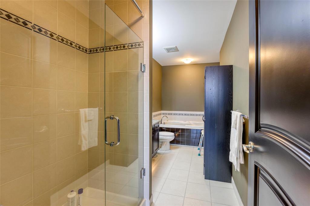 350 FRONT Street North Unit# 702, Sarnia, Ontario, Canada