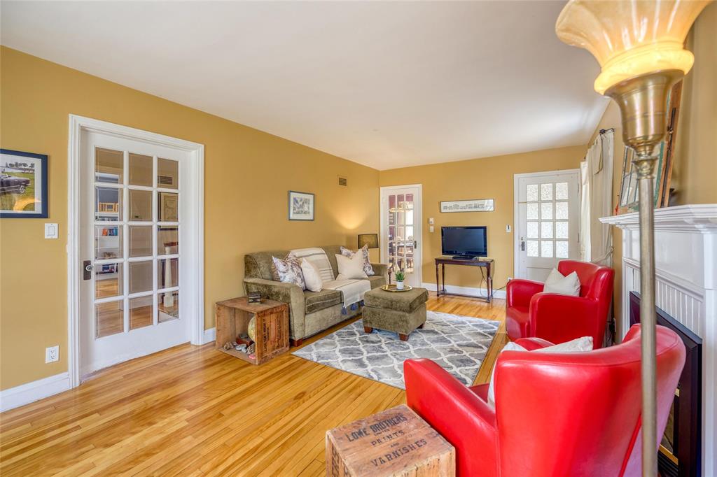 311 MICHIGAN Avenue, Point Edward, Ontario, Canada