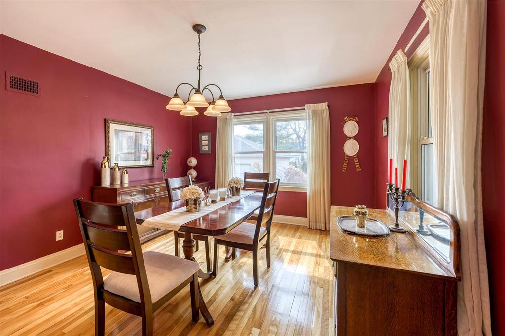 311 MICHIGAN Avenue, Point Edward, Ontario, Canada