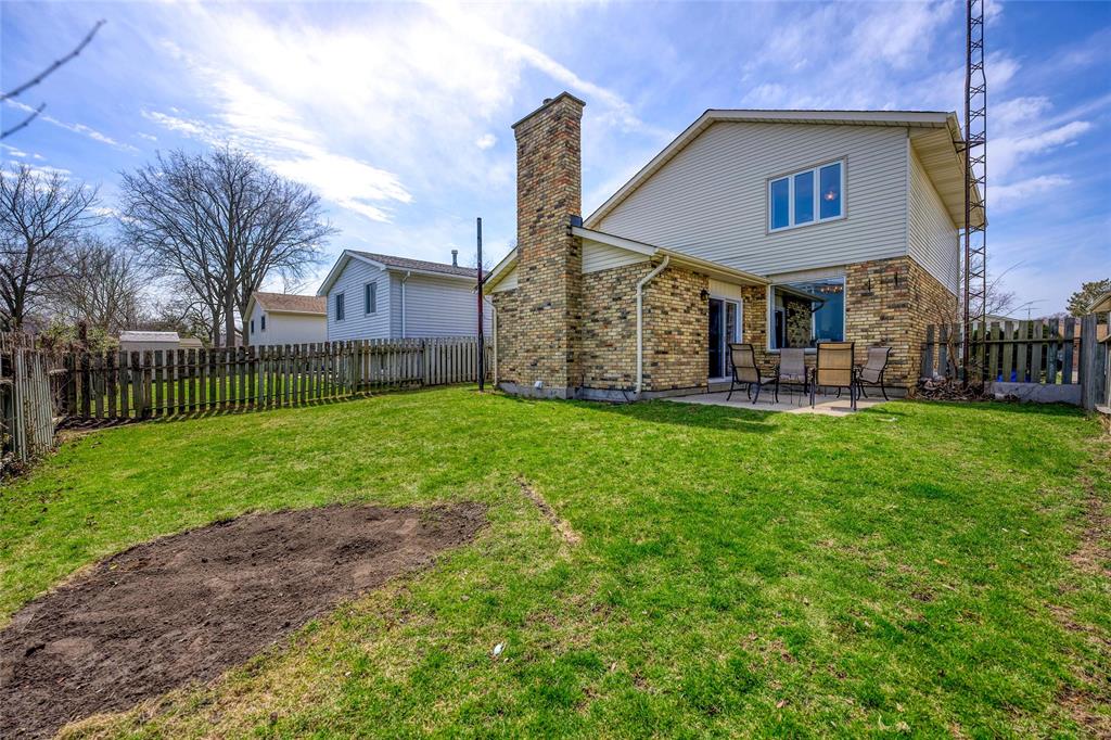 41 WILLOW GLEN Court, Sarnia, Ontario, Canada