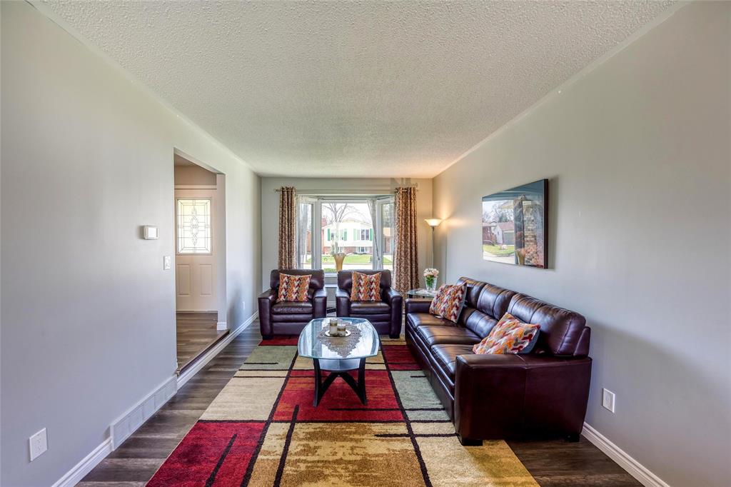41 WILLOW GLEN Court, Sarnia, Ontario, Canada