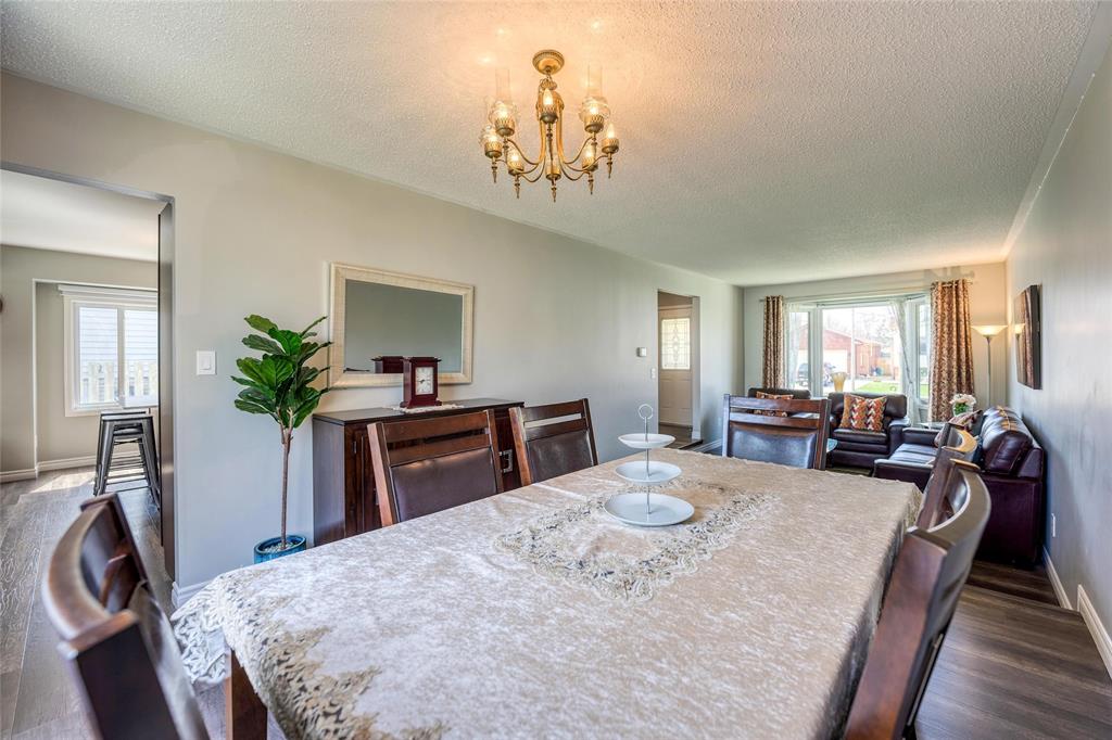 41 WILLOW GLEN Court, Sarnia, Ontario, Canada