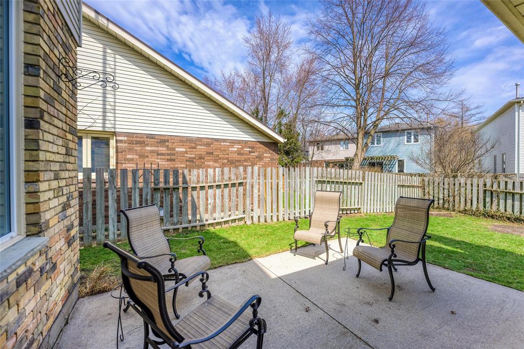 41 WILLOW GLEN Court, Sarnia, Ontario, Canada