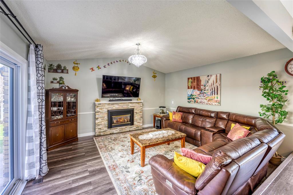 41 WILLOW GLEN Court, Sarnia, Ontario, Canada