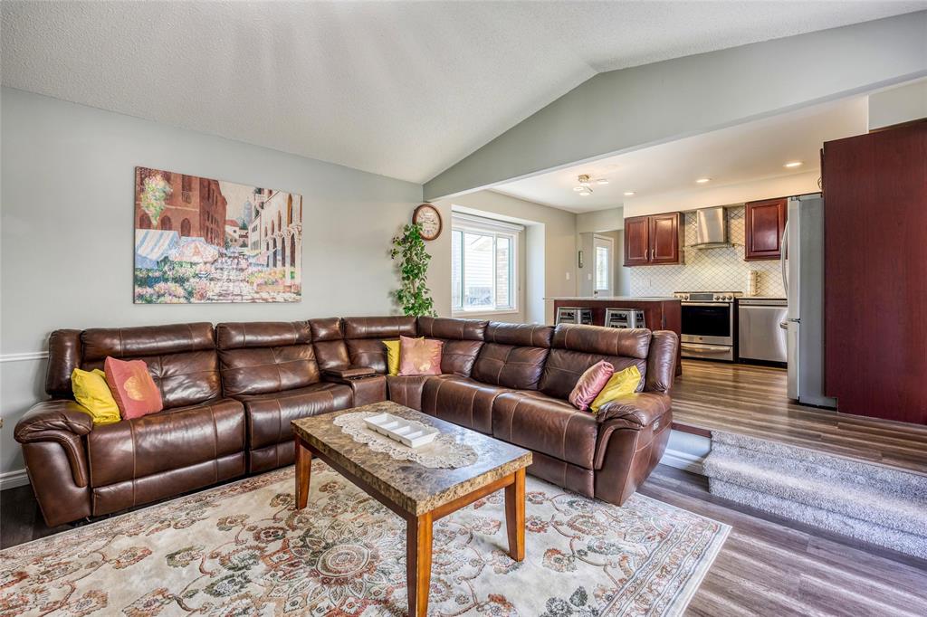 41 WILLOW GLEN Court, Sarnia, Ontario, Canada
