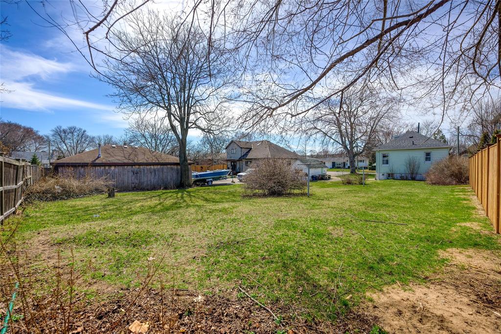21 ALBERT Street, Point Edward, Ontario, Canada