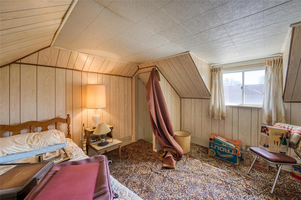 21 ALBERT Street, Point Edward, Ontario, Canada