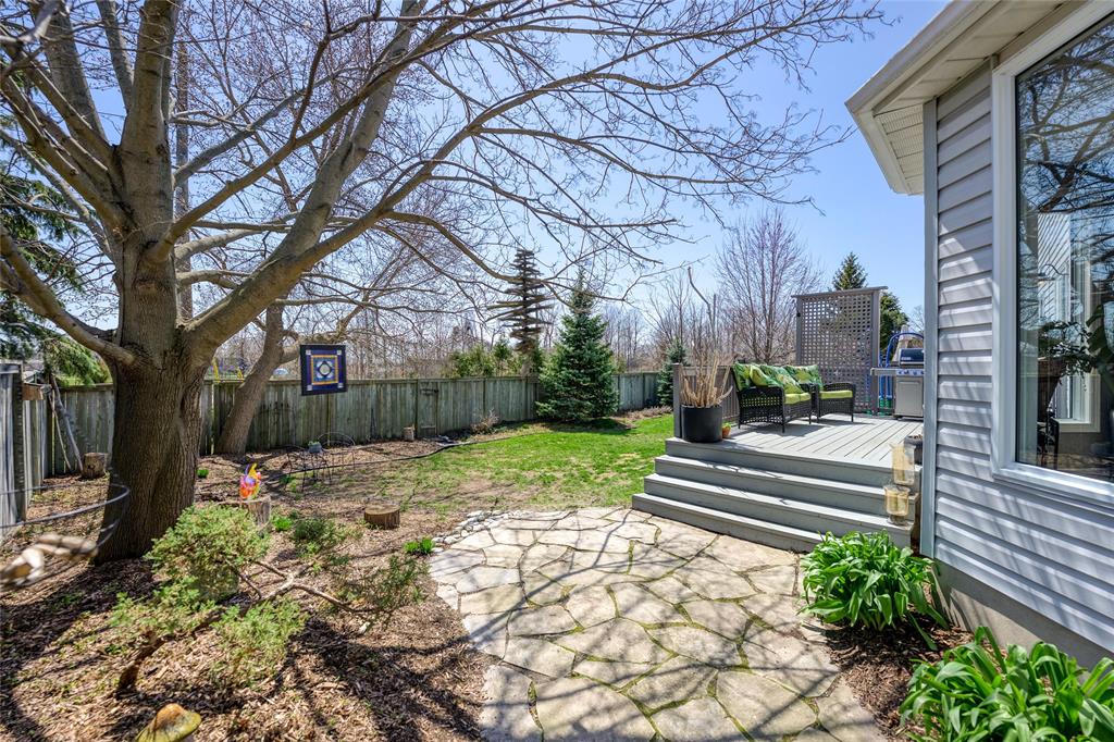 1867 WESTGROVE Drive, Sarnia, Ontario, Canada