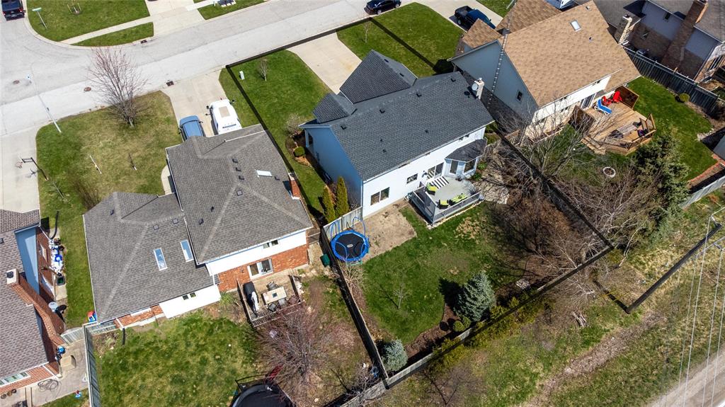 1867 WESTGROVE Drive, Sarnia, Ontario, Canada