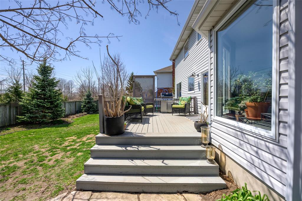 1867 WESTGROVE Drive, Sarnia, Ontario, Canada