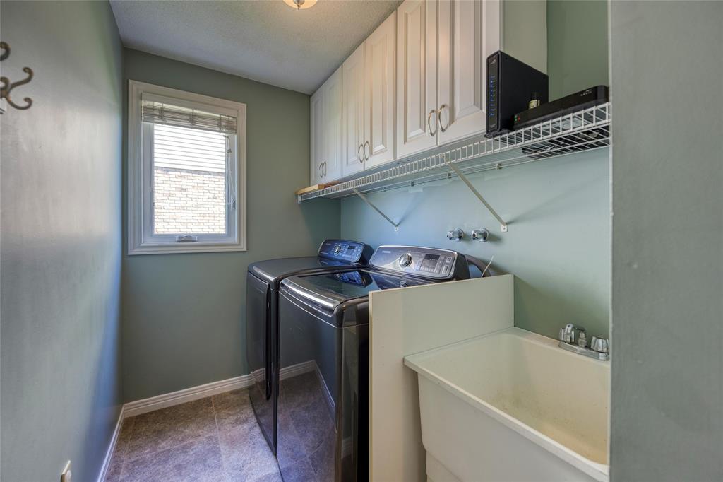 1867 WESTGROVE Drive, Sarnia, Ontario, Canada