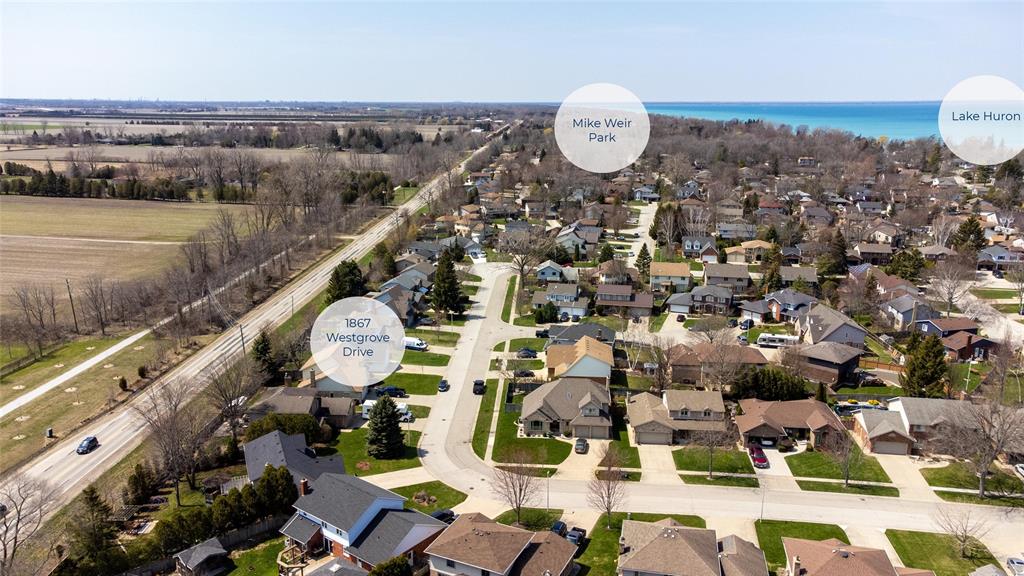 1867 WESTGROVE Drive, Sarnia, Ontario, Canada