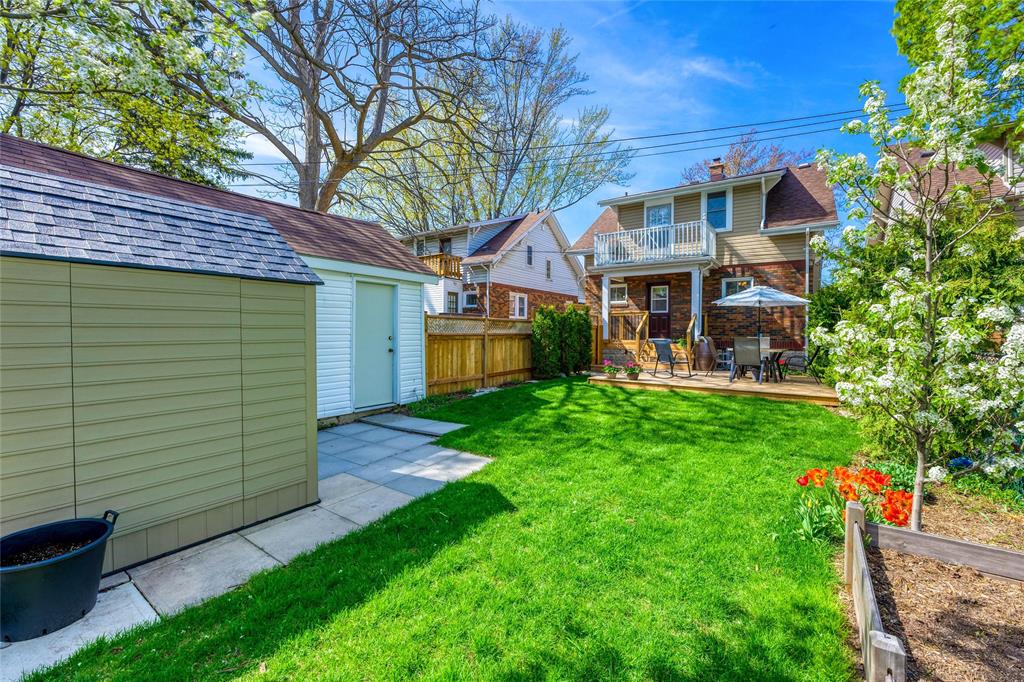 107 LINCOLN PARK, Sarnia, Ontario, Canada