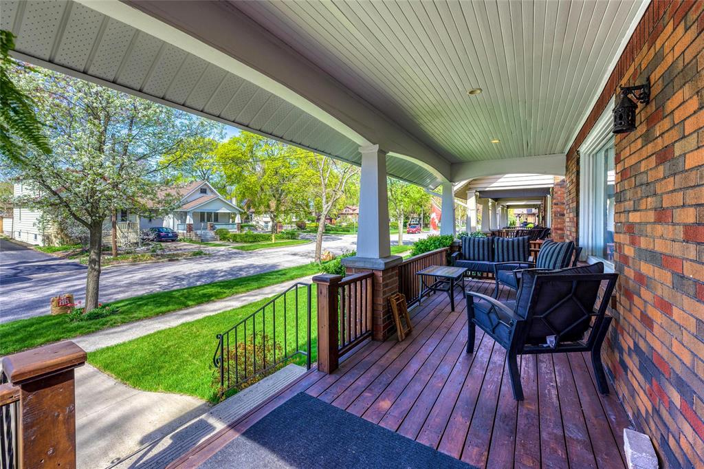 107 LINCOLN PARK, Sarnia, Ontario, Canada
