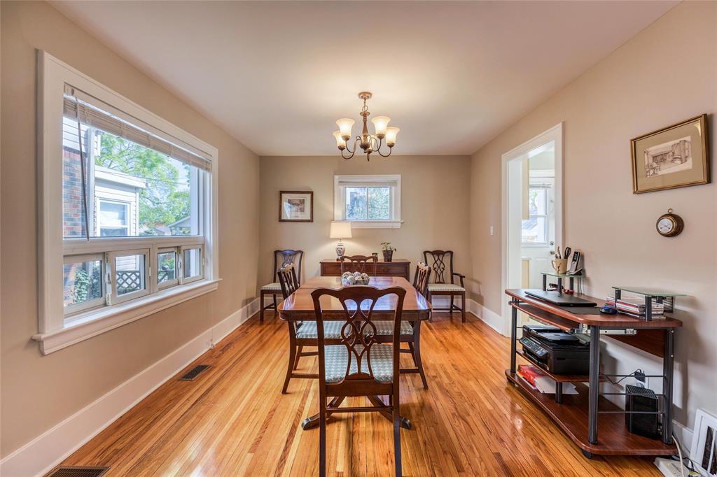 107 LINCOLN PARK, Sarnia, Ontario, Canada