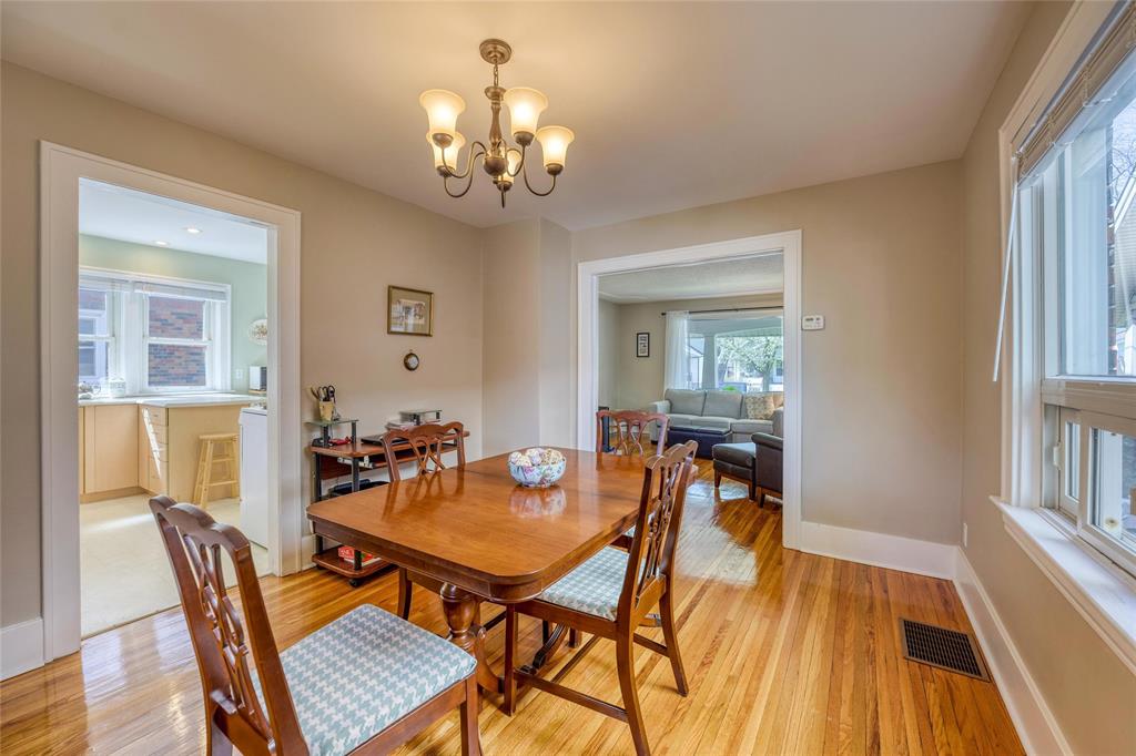 107 LINCOLN PARK, Sarnia, Ontario, Canada