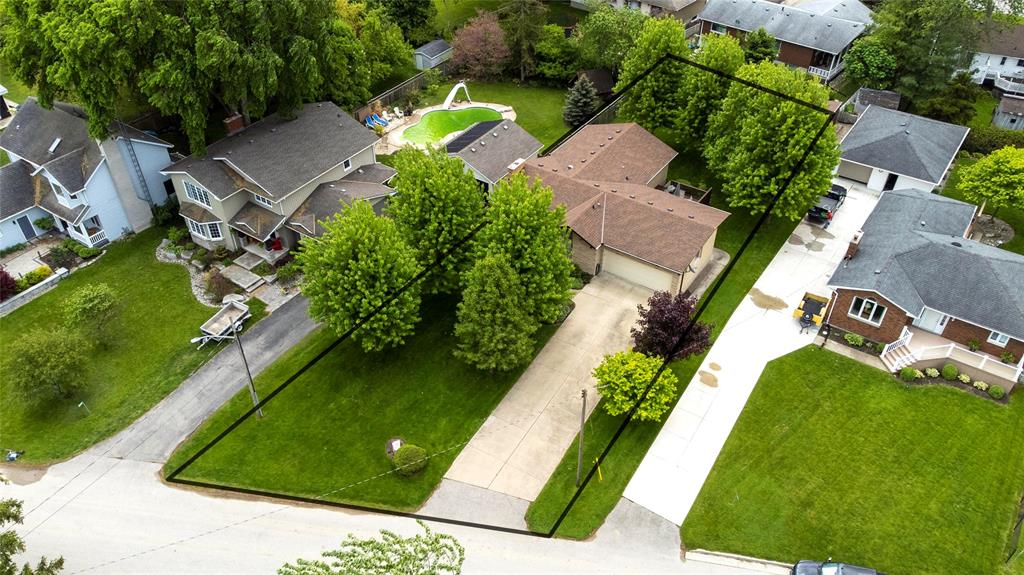 3245 DEVONSHIRE Road, Plympton-Wyoming, Ontario, Canada