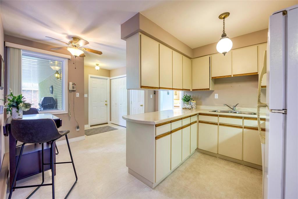 3245 DEVONSHIRE Road, Plympton-Wyoming, Ontario, Canada
