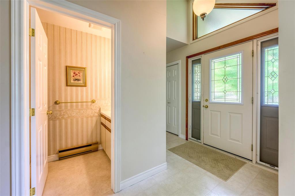 3245 DEVONSHIRE Road, Plympton-Wyoming, Ontario, Canada