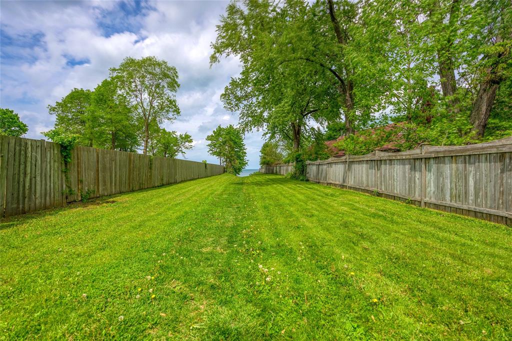 3245 DEVONSHIRE Road, Plympton-Wyoming, Ontario, Canada