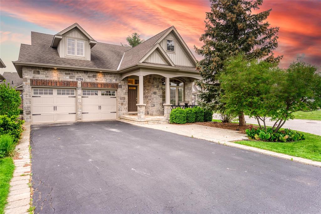 6754 ST ANDREW Circle Unit# 24, Plympton-Wyoming, Ontario, Canada
