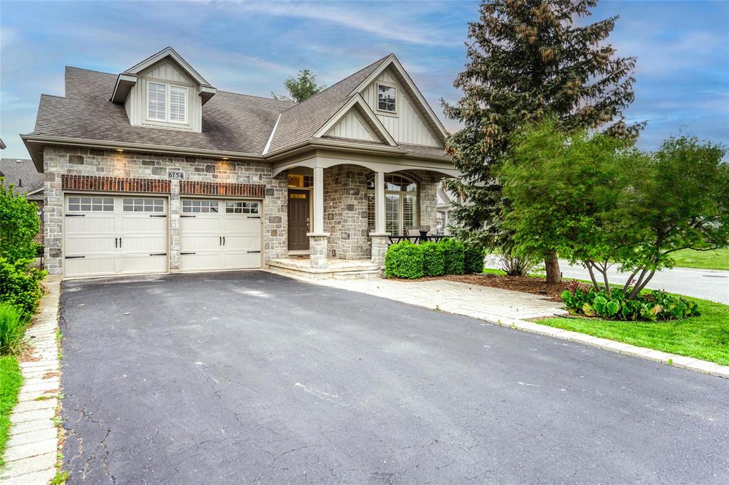 6754 ST ANDREW Circle Unit# 24, Plympton-Wyoming, Ontario, Canada