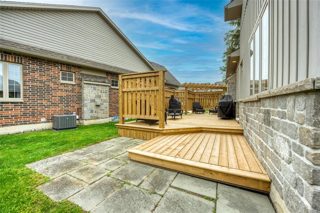 6754 ST ANDREW Circle Unit# 24, Plympton-Wyoming, Ontario, Canada