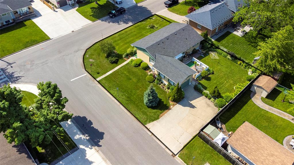 1334 ECHO Road, Sarnia, Ontario, Canada