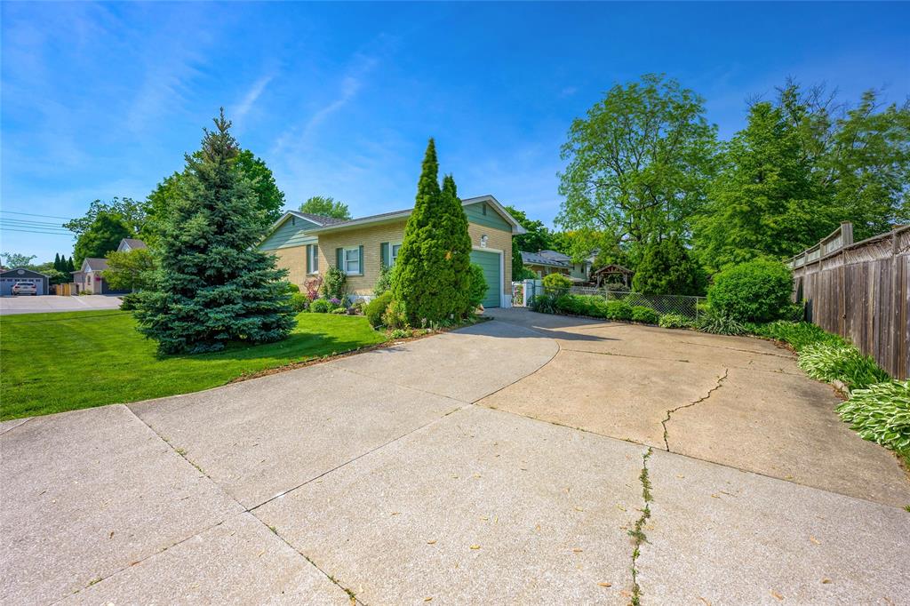 1334 ECHO Road, Sarnia, Ontario, Canada