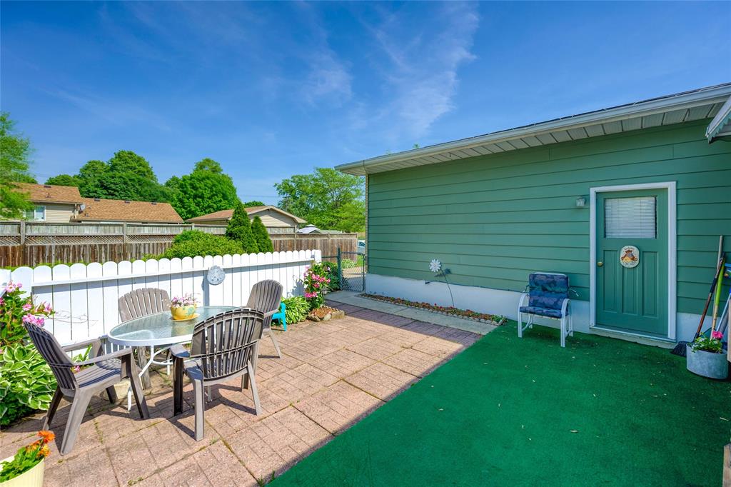 1334 ECHO Road, Sarnia, Ontario, Canada