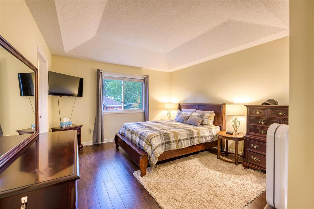 10 BROOK VIEW Court, Sarnia, Ontario, Canada