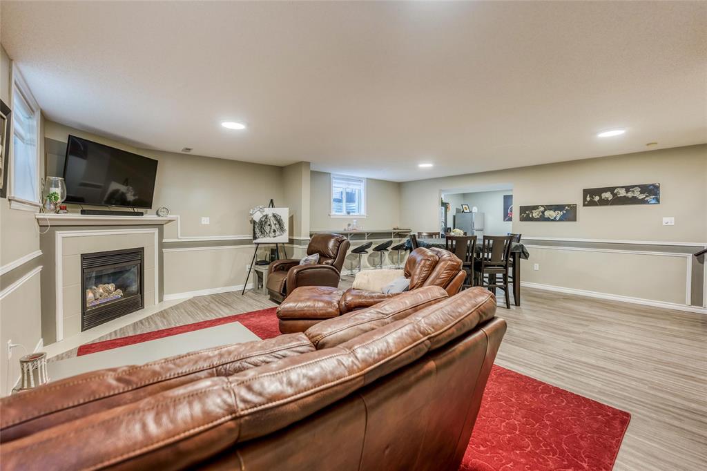 10 BROOK VIEW Court, Sarnia, Ontario, Canada