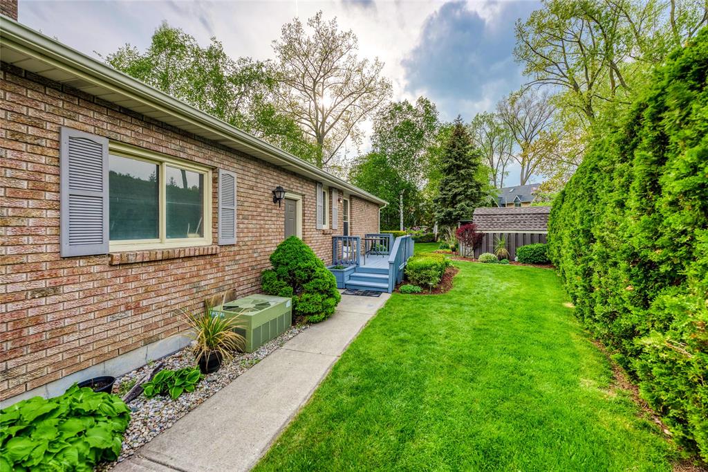 1171 PARKLAND Place, Sarnia, Ontario, Canada