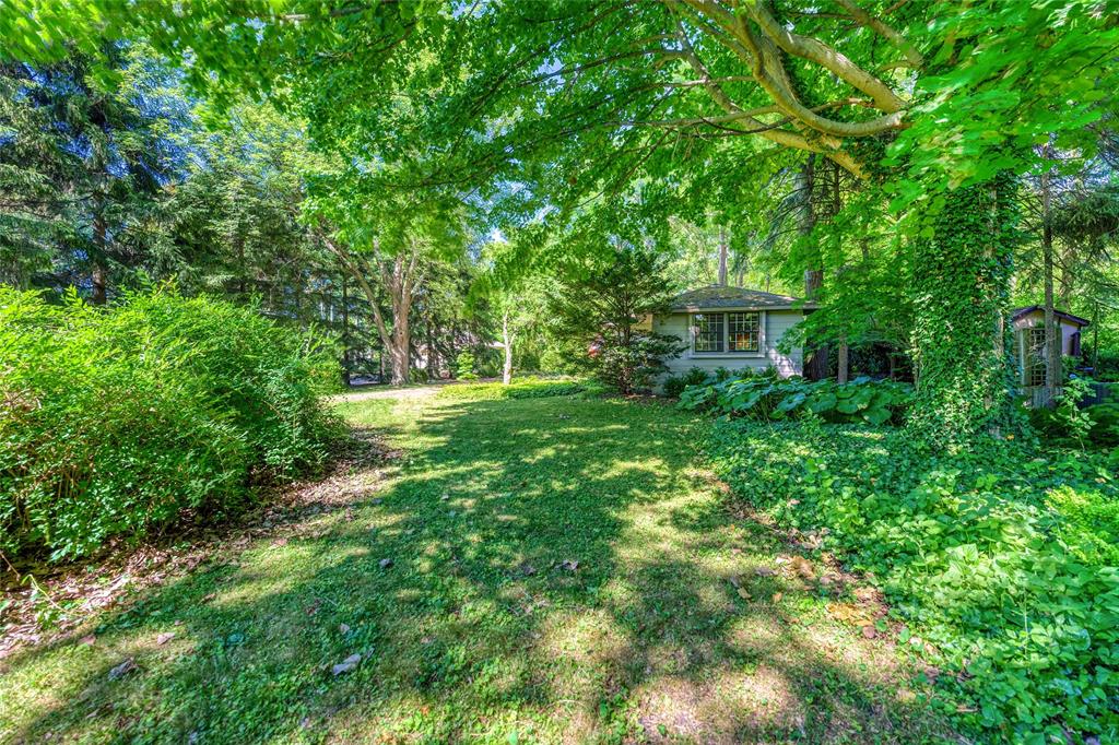 1390 ANDOVER Lane, Sarnia, Ontario, Canada