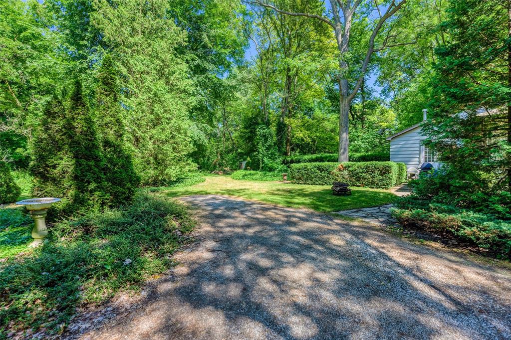 1390 ANDOVER Lane, Sarnia, Ontario, Canada