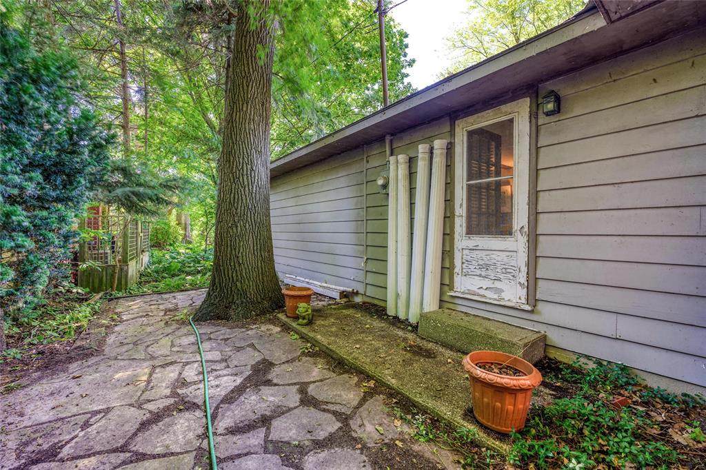 1390 ANDOVER Lane, Sarnia, Ontario, Canada