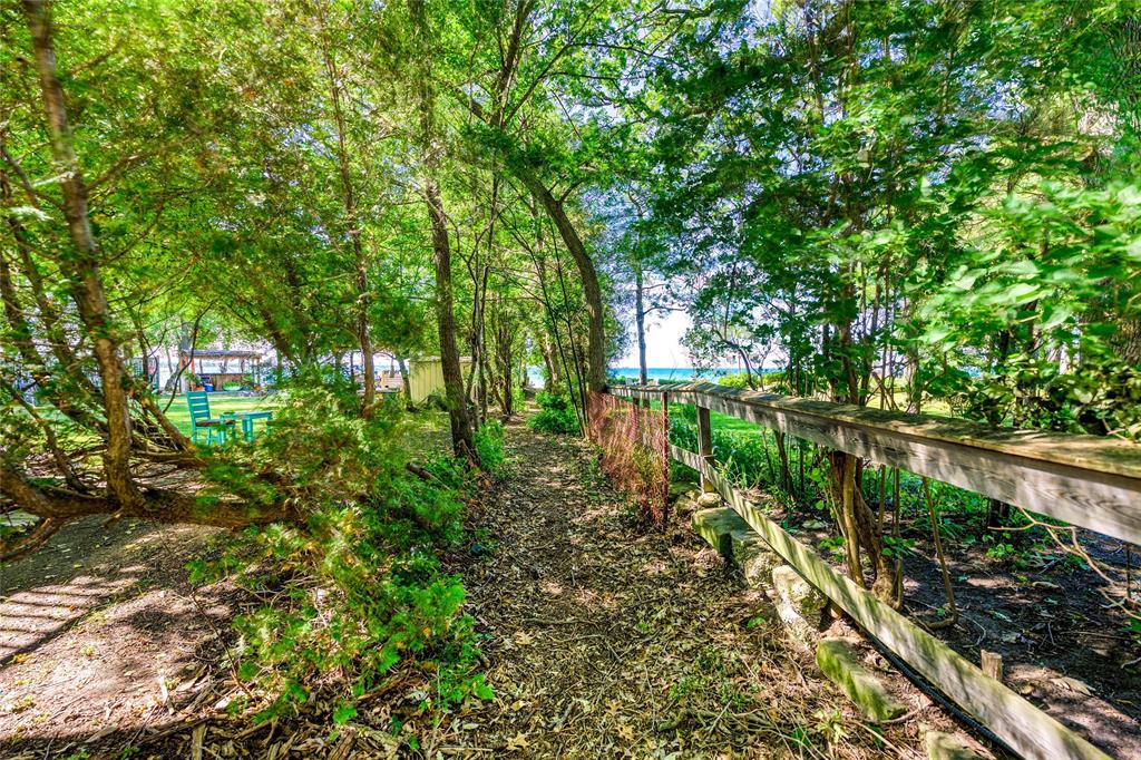 1390 ANDOVER Lane, Sarnia, Ontario, Canada