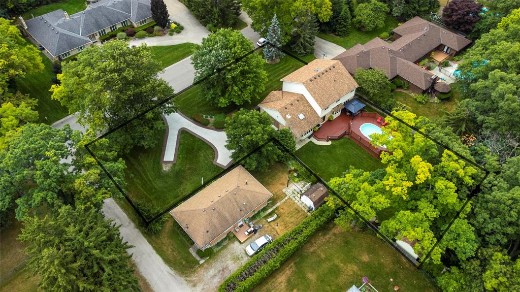 1910 CLARENCE Street, Sarnia, Ontario, Canada