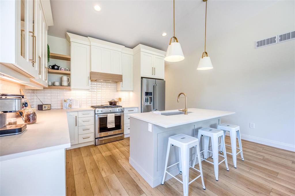 1801 ROBERT Street, Sarnia, Ontario, Canada