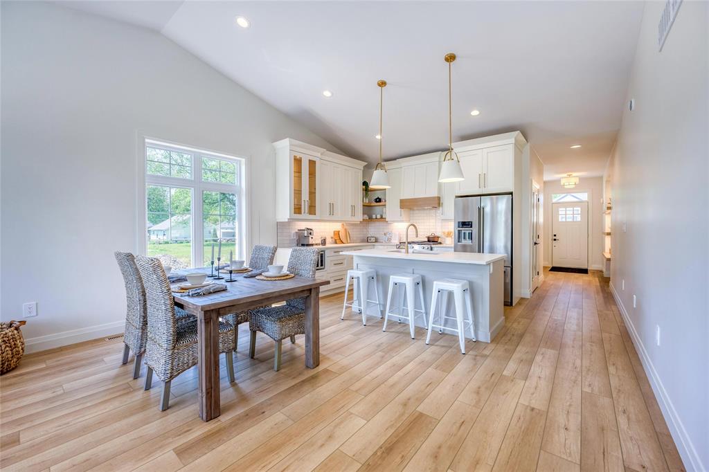 1801 ROBERT Street, Sarnia, Ontario, Canada