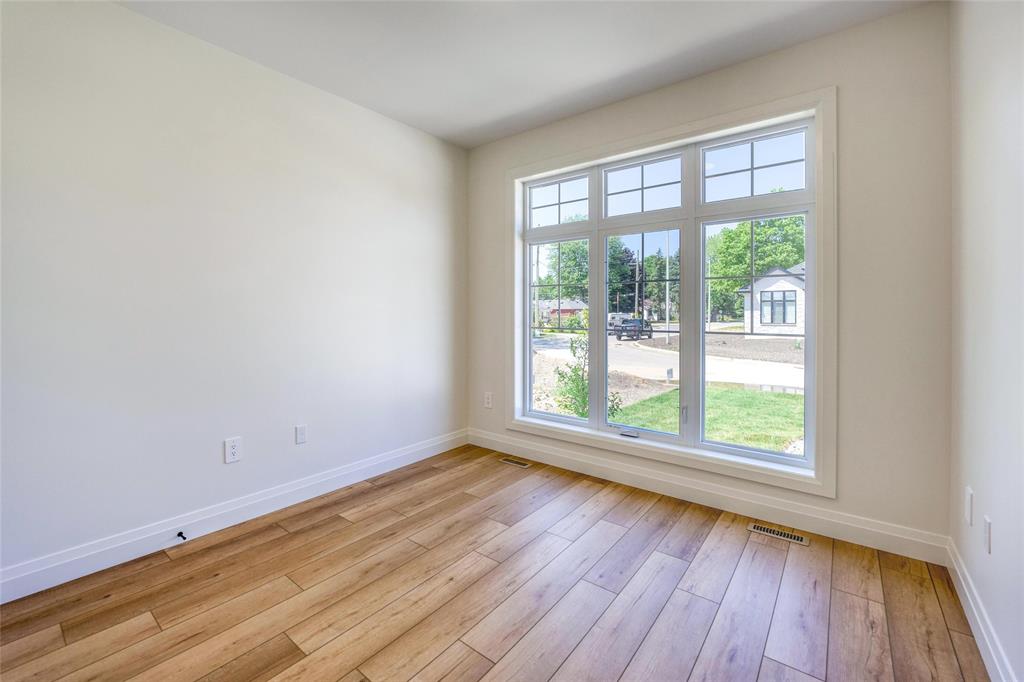 1801 ROBERT Street, Sarnia, Ontario, Canada